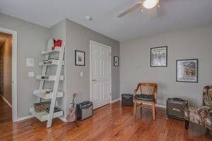 #7 - Upstairs NE Bedroom